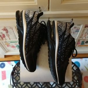 NWOT Quappe Air running shoes Sz 7.5-8 👟